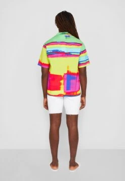 Calvin Klein Jeans Unisex - Button-Down Blouse - Pride -Stock X 6a50c4d331ee4448904bf6c11c152b92