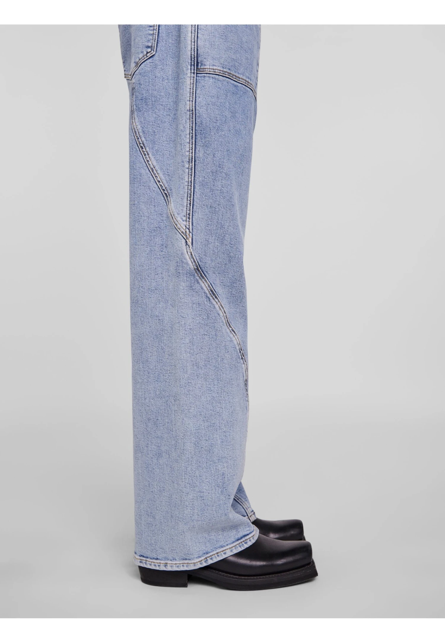 Munir Wide Unisex - Relaxed Fit Jeans - Medium Blue Denim 8 Munir Wide Unisex - Relaxed Fit Jeans - Medium Blue Denim - Image 6