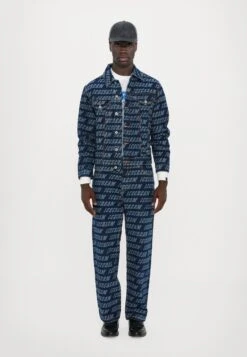 Stock X -Stock X 6ac5a71ec1ae43f7a1618839138432a3