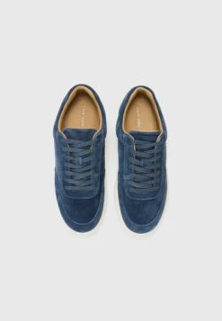 Calvin Klein CLEAN CUP - Trainers - Calvin Navy/bright White -Stock X 6ad1e9f2382549809380eca1ea31c5a0