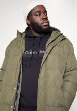 Long - Winter Coat - Khaki -Stock X 6b868c0a9a9e4fafa7d14977e5c4f268