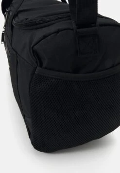 Reebok MALDEN SPORT BAG UNISEX - Sports Bag - Black -Stock X 6c4a0171dc304dc1be70f32b929c44b2