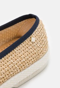 Rivieras Nudude - Slip-Ons - Marine -Stock X 6c7682b82f454bbc9609c67873ba0c7f