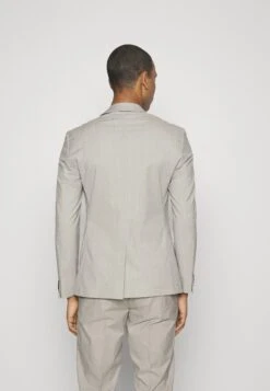 Motion The Seasonal- Suit - Beige -Stock X 6cf794ebac8e4f519170880a0636cca5