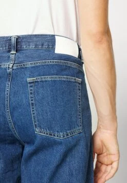 Edwin Storm Pant - Relaxed Fit Jeans - Nicola Blue Denim -Stock X 6d4c0abd2bd24b5d874247f1157f0080