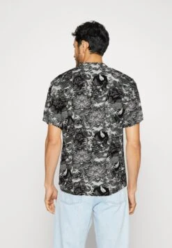 Jack & Jones Jorressa - Shirt - Black -Stock X 6d64823a008f454f876f441d504ebe6d