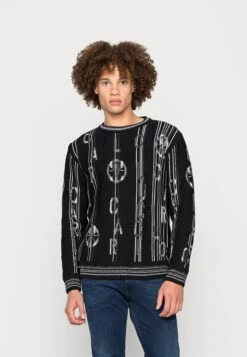 CARLO COLUCCI Jumper - Black