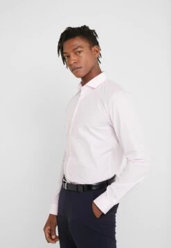 Hugo Erriko Extra Slim Fit - Formal Shirt - Light Pastel Pink -Stock X 6dd47ffac5874e1283ef3d4e235ec65c