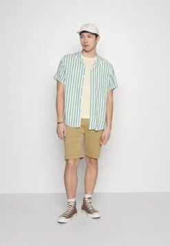 Pier One Shirt - Mint/White -Stock X 6df86c383b484f79a591cc5024652a77