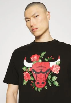 NEW ERA Chicago BullsFloral Tee - Print T-Shirt - Black/Red -Stock X 6eb8fc460a8143debdeb33817cd9dbf4