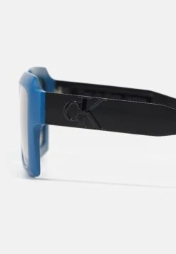Calvin Klein Jeans Unisex - Sunglasses - Blue -Stock X 6eef74626b9043329af192cdb6c6bd3f