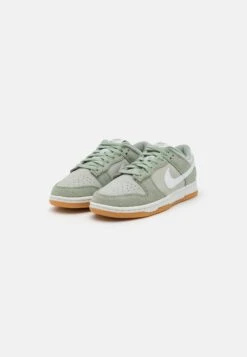 Nike Sportswear DUNK LOW RETRO SE - Trainers - Jade Horizon/summit White/light Silver/light Brown -Stock X 6f4c2bd214ba45da848c2a1f2050a770