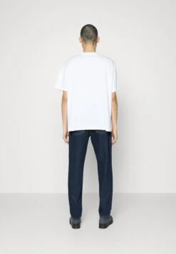 Les Deux Ryder - Relaxed Fit Jeans - Medium Blue Wash -Stock X 71828be1d2294ffd86d57a914da5c062