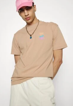 Puma Classics Pintuck- Shorts - Sand 15 Puma Classics Pintuck- Shorts - Sand -Stock X 71bdb6023a6c44d0a0f34883019cbcca