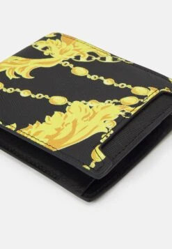 Range Chain Baroque Wallet Unisex - Wallet - Black/Gold 9 Range Chain Baroque Wallet Unisex - Wallet - Black/Gold -Stock X 71f86c95b3b448c8b8278f6823c03415