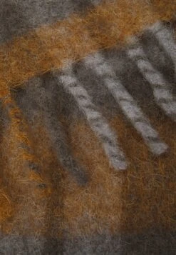 ARKET Unisex - Scarf - Camel -Stock X 728522245a034802a87de7cfb89a4ea2