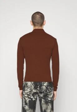 Han Kjøbenhavn Logo Half Zip Sharp Long Sleeve - Long Sleeved Top - Brown -Stock X 732376ce191d46058cfe251646901e02