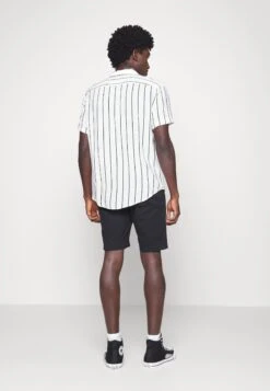 Pier One 2 Pack - Shorts - Black/Olive -Stock X 73395e7496094f16ab01d685c224eec1