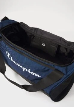 Champion PERFORMANCE DUFFEL BAG UNISEX - Sports Bag - Mvb/nbk 14 Champion PERFORMANCE DUFFEL BAG UNISEX - Sports Bag - Mvb/nbk -Stock X 7369cdc844044c0aaf18ba0b2842674b