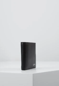 Valentino Bags Wallet - Nero -Stock X 742f4afae648451db61d74a72799df5a