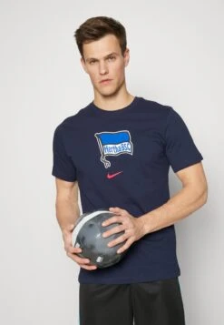 Nike Performance Hertha Bsc Crest Club Tee - Club Wear - Obsidian -Stock X 754148fe9ac14271ae506a44017e7c13