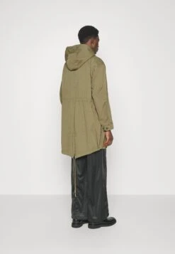 DRYKORN Menito - Parka - Green -Stock X 75780b0ba003424181c21be7e4d987a3