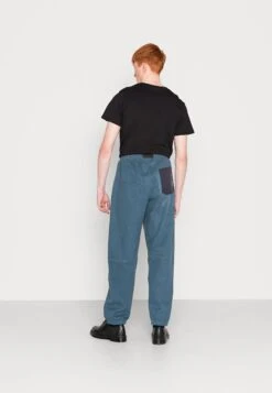 PRIMITIVE Polar Jogger - Tracksuit Bottoms - Blue -Stock X 76d67abedfce42ec94be7fc4ea18511e