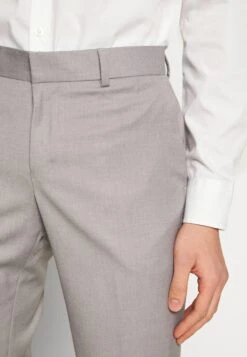 The Fashion Suit New - Suit - Mid Grey -Stock X 76f418e8f6b64e17ba5a83789a0c5be8