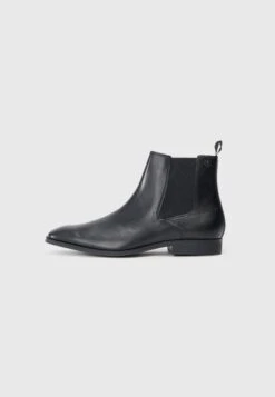 Clarks PAULTON - Classic Ankle Boots - Black