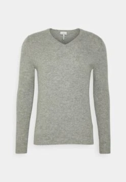 Jumper - Grey -Stock X 78433aa5e32447c9b668f0459bf9d129