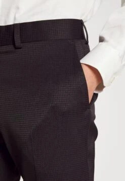 The Fashion Tux Shawl Collar - Suit - Bordeaux -Stock X 788a395bd16a4e6c8ed508a9b5f8544d