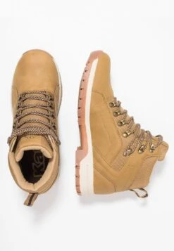 Kappa Hiking Shoes - Beige -Stock X 78bb0c2d314c49fcb5eb6c1adfc4bad1