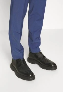 Hugo Hesten - Trousers - Navy -Stock X 7a221c8eea4e4936848b992640a86d38