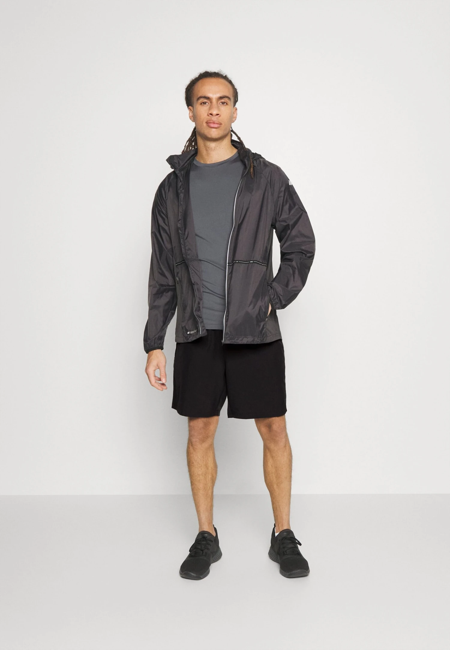 4F Shorts- Sports Shorts - Deep Black 4 4F Shorts- Sports Shorts - Deep Black - Image 2