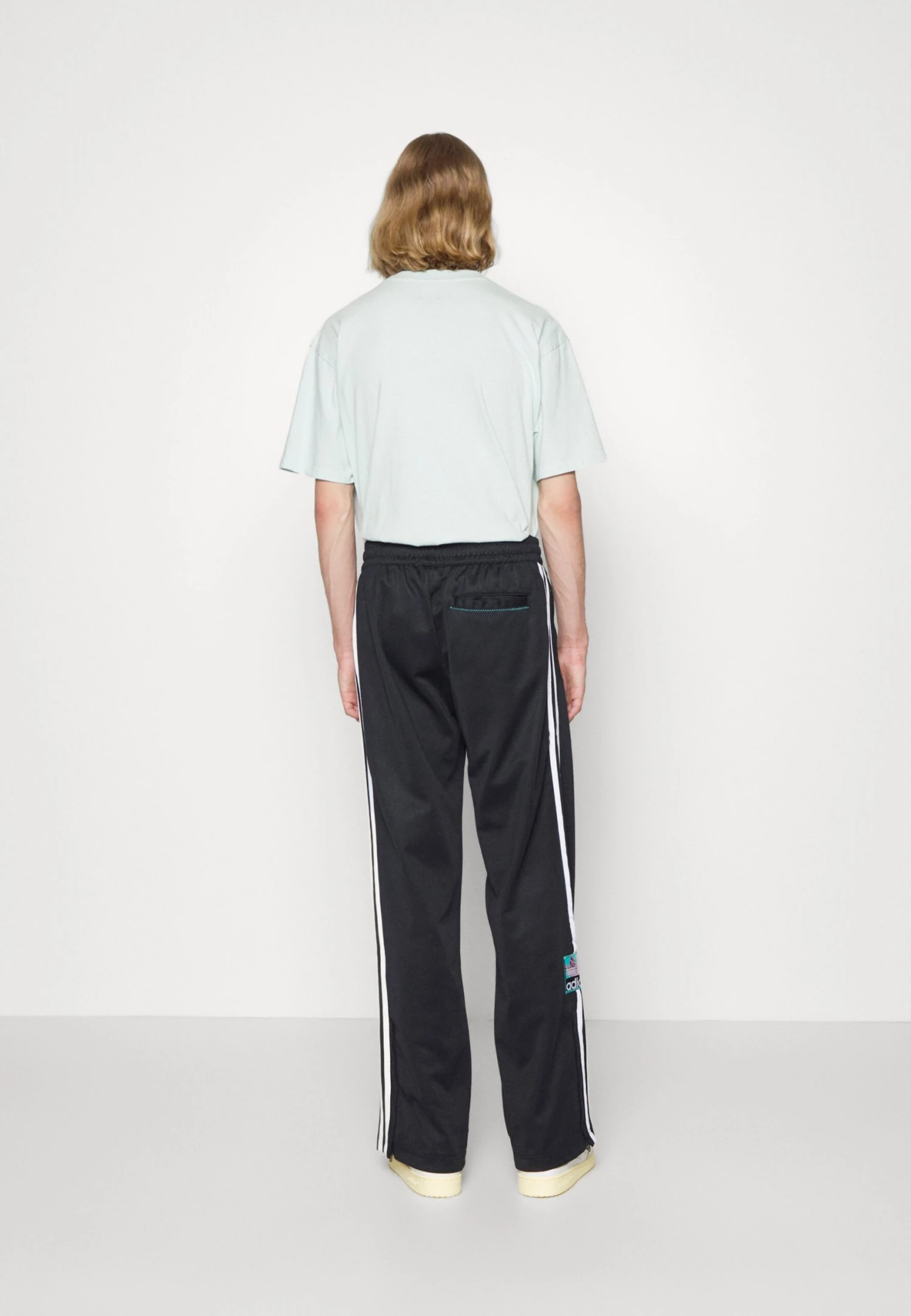 Adidas Originals Track Pants Unisex - Tracksuit Bottoms - Black 5 Adidas Originals Track Pants Unisex - Tracksuit Bottoms - Black - Image 3