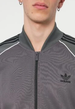 Adidas Originals SST TT - Training Jacket - Grey Strata/black -Stock X 7af6252e21d54069ad0d7ff3bf4840cc