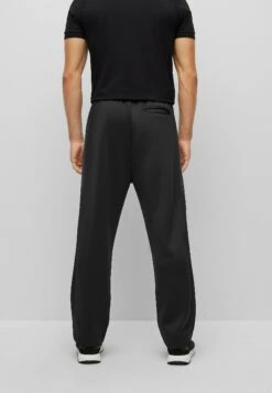 Boss Hurley Diamond - Tracksuit Bottoms - Black One -Stock X 7b522b253140489b8ed6e5601b1dc76f