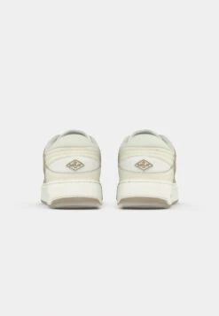 Replay KAI CITY - Trainers - Beige/white -Stock X 7c332f07e57c498bbf3414430eec0769