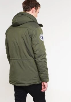 Alpha Industries Parka - Dark Green 14 Alpha Industries Parka - Dark Green -Stock X 7cb92ba6ff4b495a8d0bb5a1bed39b08