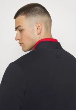 Dry Fit Issue - Zip-Up Sweatshirt - Black/White -Stock X 7d4d6ac27c7f4036a28c4d5a23e7b985