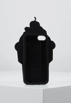 Mister Tee Phonecase Icecream I Phone 6/7/8 - Phone Case - Black/White -Stock X 7d71f0a539494951b6a88b2c788e2aaf