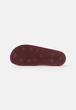Adidas Originals Adilette Unisex - Mules - Shadow Red/Collegiate Burgundy -Stock X 7ef2e1ad7bd042599fe1c4c0a1cb851c