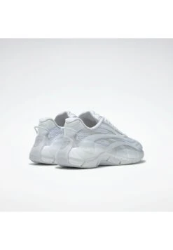 Reebok Classic Zig Kinetica 2.5 Unisex - Trainers - White -Stock X 809509cde3c04c54b5bd7b288aa95c59