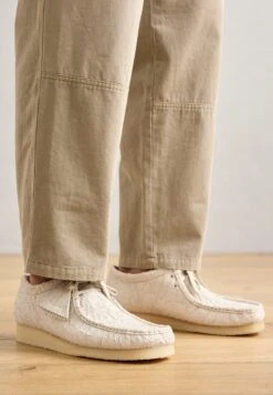 Clarks Originals WALLABEE - Lace-ups - Cola 28 Clarks Originals WALLABEE - Lace-ups - Cola -Stock X 8382020957094025811751ce23fb3e9b