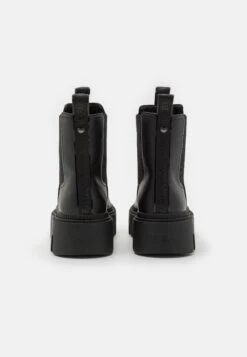 Buffalo Flora Chelsea Men - Classic Ankle Boots - Black -Stock X 83937b6d7e9d4e69ac9db0f42d8c7f33