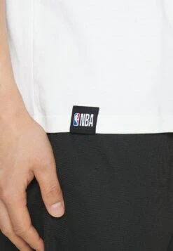 NEW ERA Nba Boston Celtics Cut Sew Tee - Club Wear - White -Stock X 84b86a20423d461fa67a48fbe1ea27db