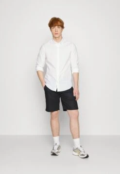 Scotch & Soda Essential Solid- Formal Shirt - White -Stock X 84d203513b444c1f842782e5f181186f