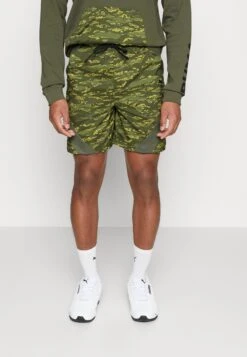 Puma Train Concept- Sports Shorts - Green Moss 11 Puma Train Concept- Sports Shorts - Green Moss -Stock X 852242efc84e4080b708672ba5a55e59