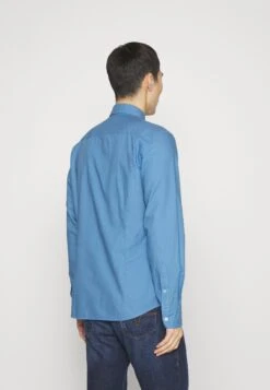 Hackett London Garment Dyed Oxford - Shirt - Blue -Stock X 854b51ffefd44b0c999d44dbf35db2d4