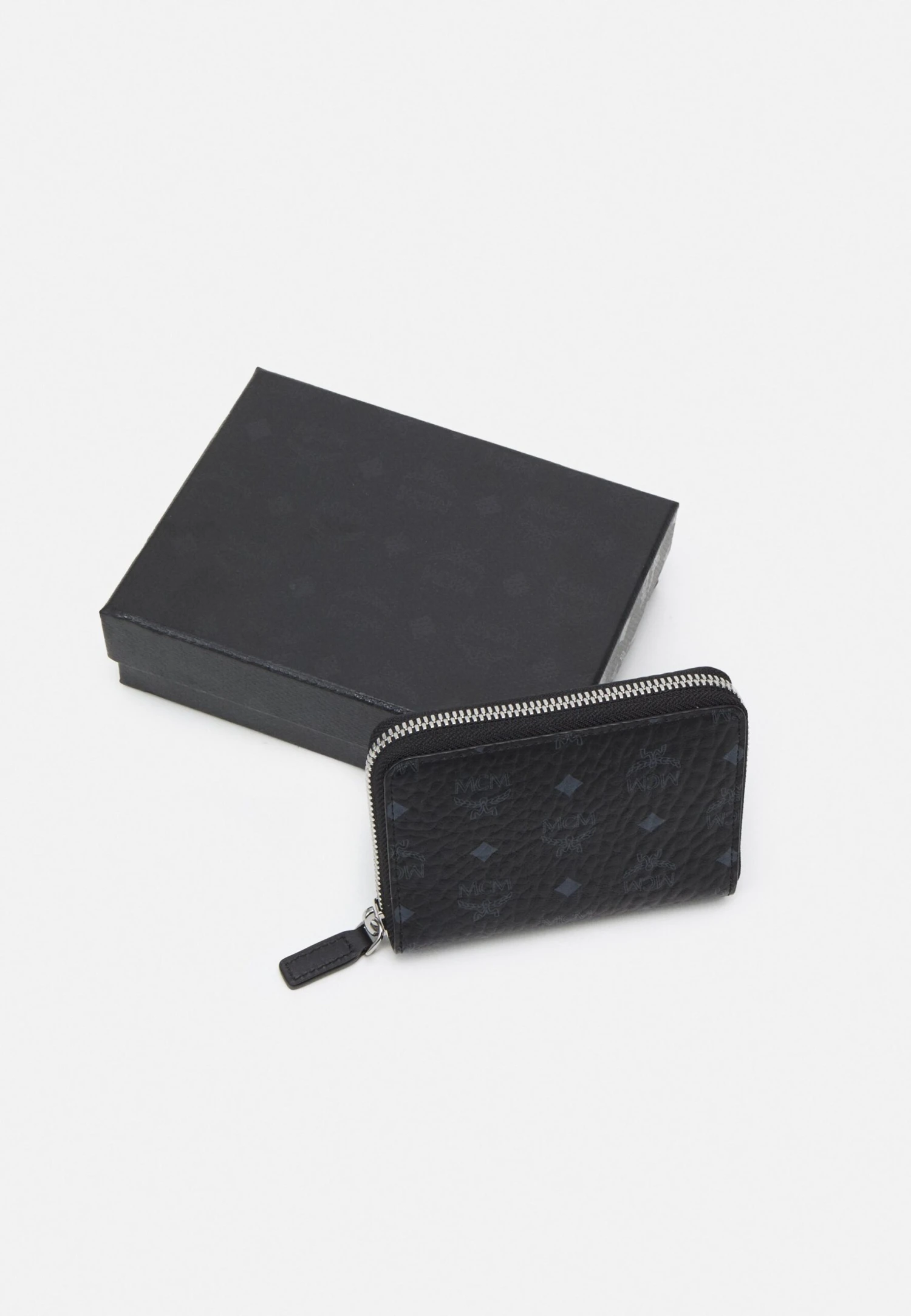 MCM Zip Wallet In Visetos Original - Wallet - Black 6 MCM Zip Wallet In Visetos Original - Wallet - Black - Image 4